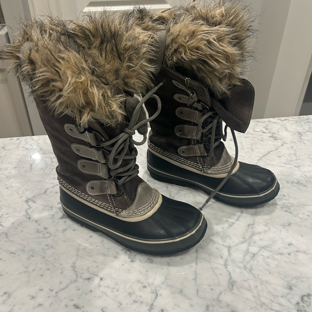 Meghan Markle Sorel Women's Lace Up Boots - Brown and Gray - Picture 5 of 8